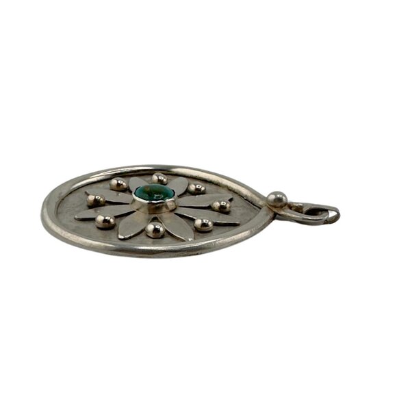 Flower Power Vintage 1970s Handmade Sterling Silver and Turquoise Pendant - Picture 3 of 6